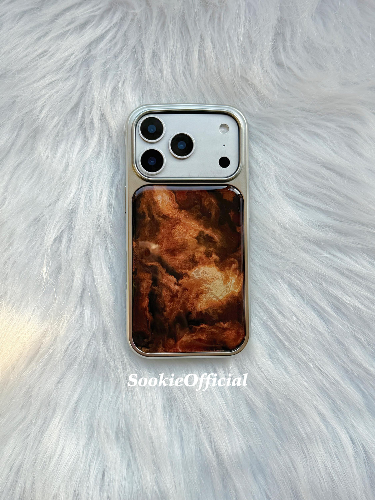 Pearlescent Amber Gradient iPhone Case �?Glossy Brown Cover