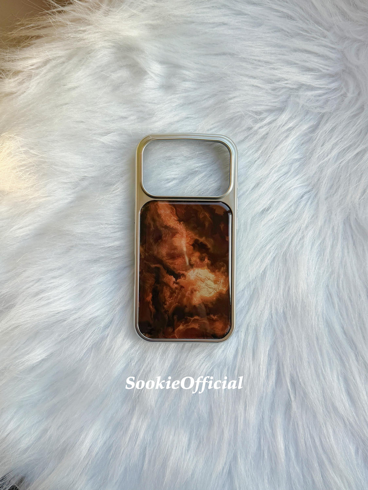 Pearlescent Amber Gradient iPhone Case �?Glossy Brown Cover