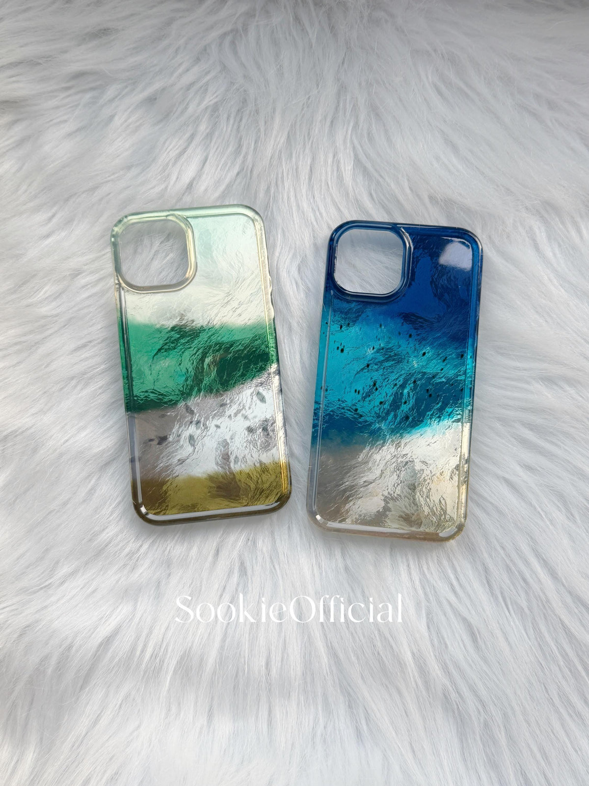 Forest Green Pearlescent Color Block iPhone Case with Chain, Glossy Meadow-Inspired MagSafe Case