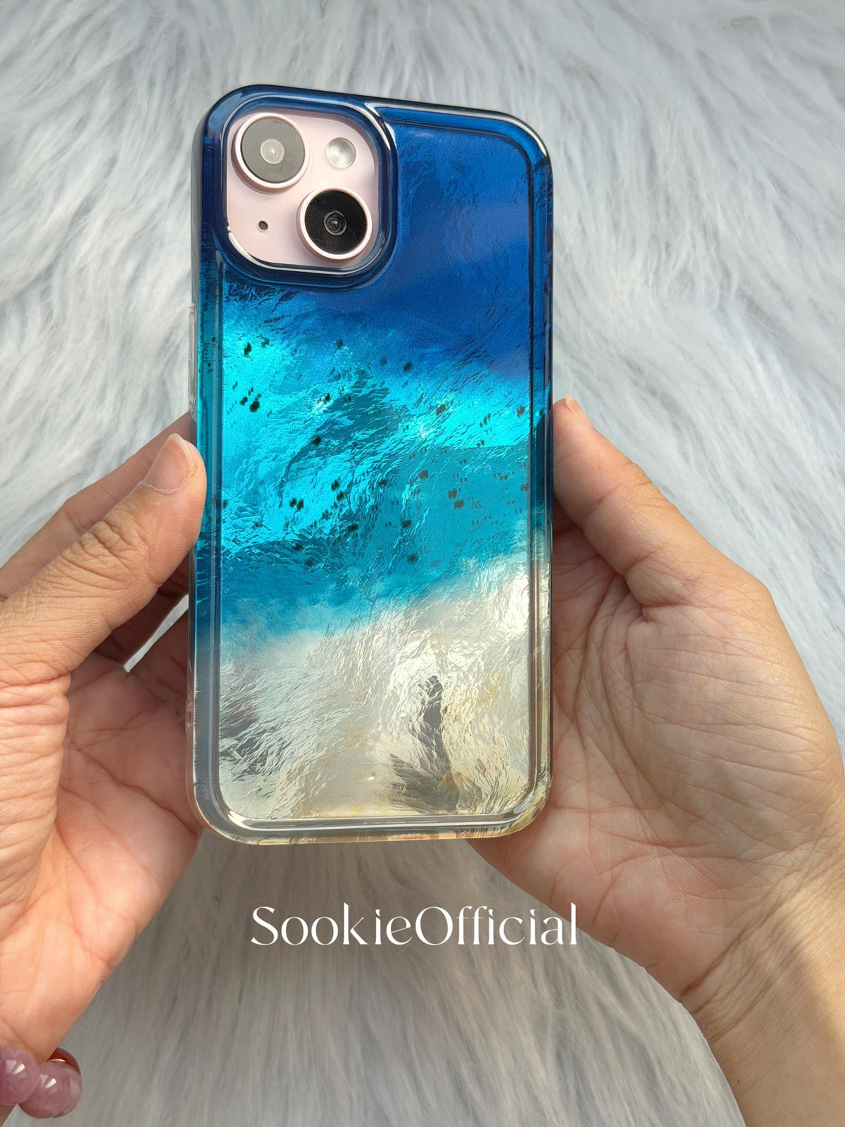 Ocean Blue Pearlescent Gradient iPhone Case | MagSafe & Chain
