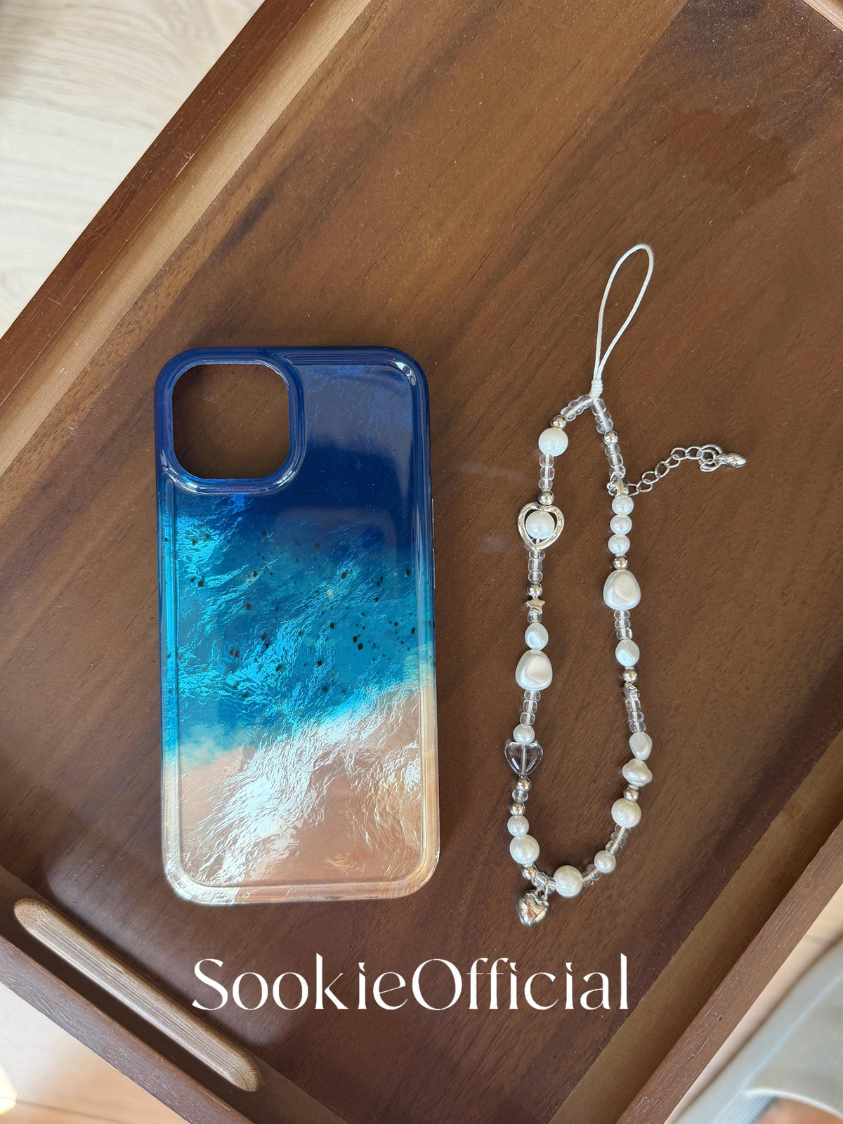 Ocean Blue Pearlescent Gradient iPhone Case | MagSafe & Chain