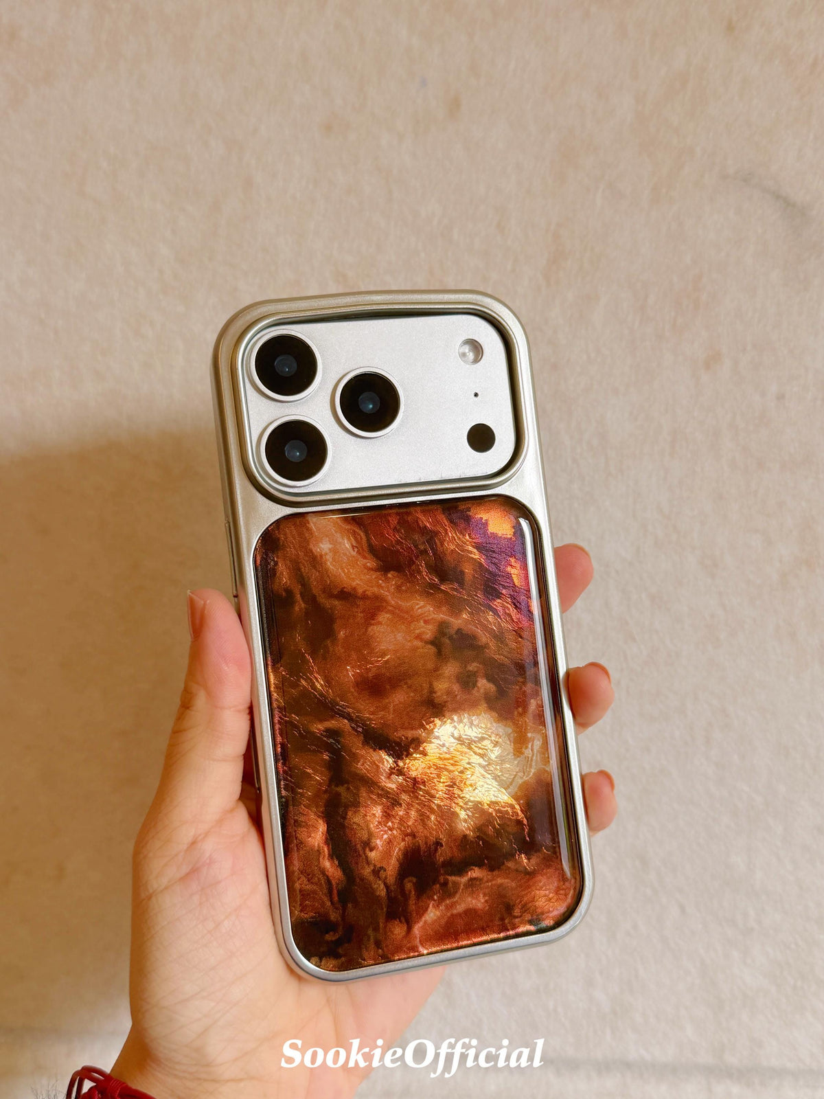 Pearlescent Amber Gradient iPhone Case �?Glossy Brown Cover