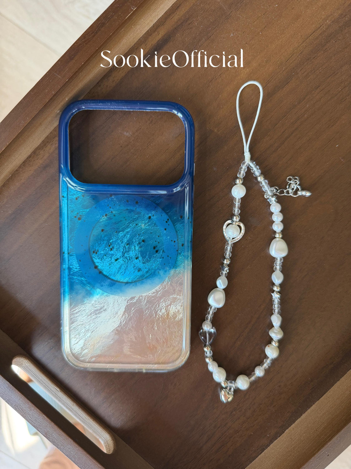 Ocean Blue Pearlescent Gradient iPhone Case | MagSafe & Chain