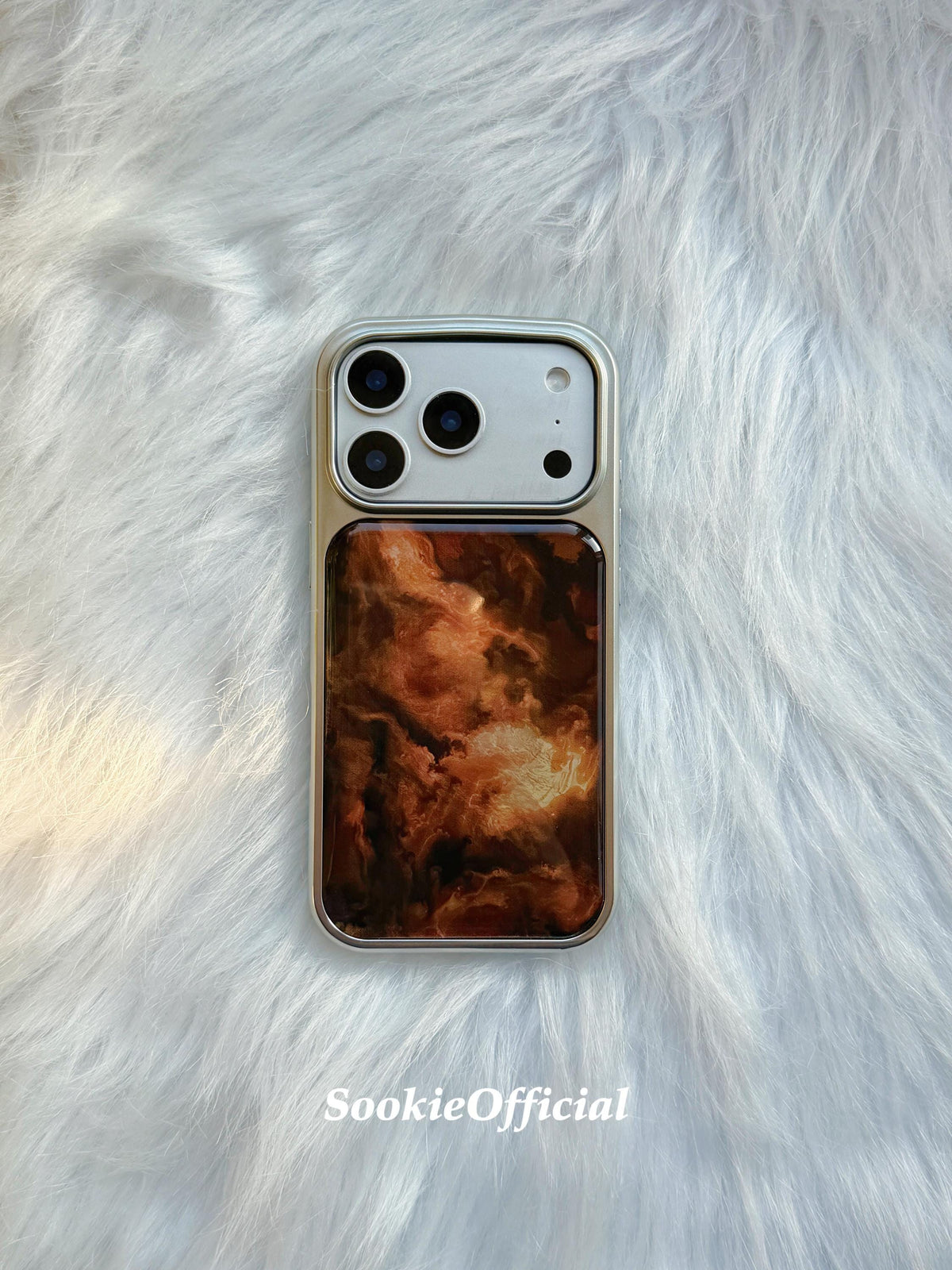 Pearlescent Amber Gradient iPhone Case �?Glossy Brown Cover